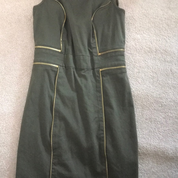 Dress - Picture 2 of 2